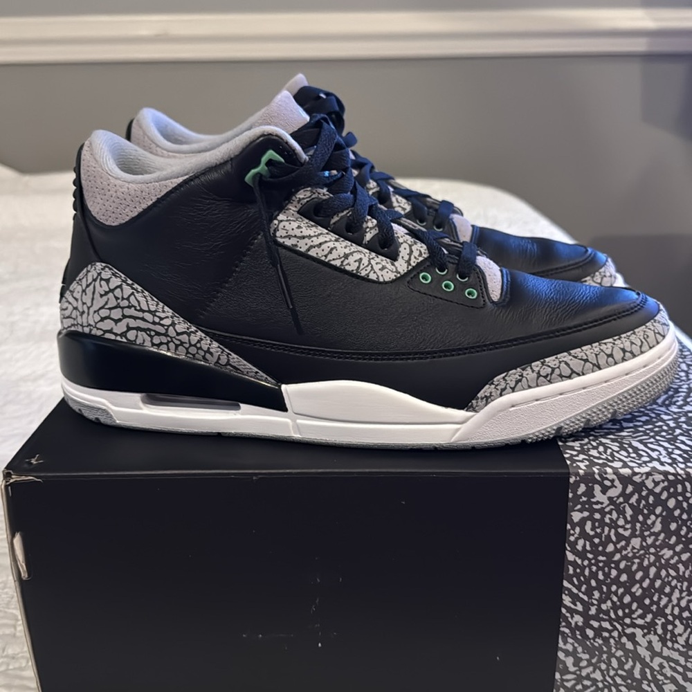 Air Jordan Retro 3. Black Green Glow Wolf Grey. Mens Size 12 - Picture 6 of 10